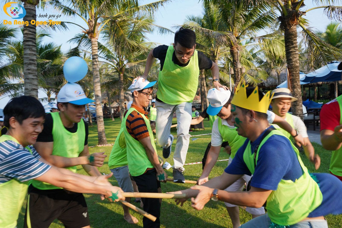 Tổ chức team building Đà Lạt