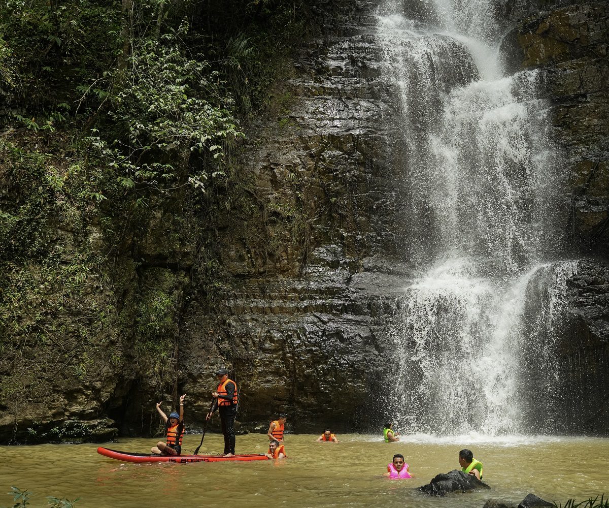 11Trekking thác 7 tầng Đà Lạt