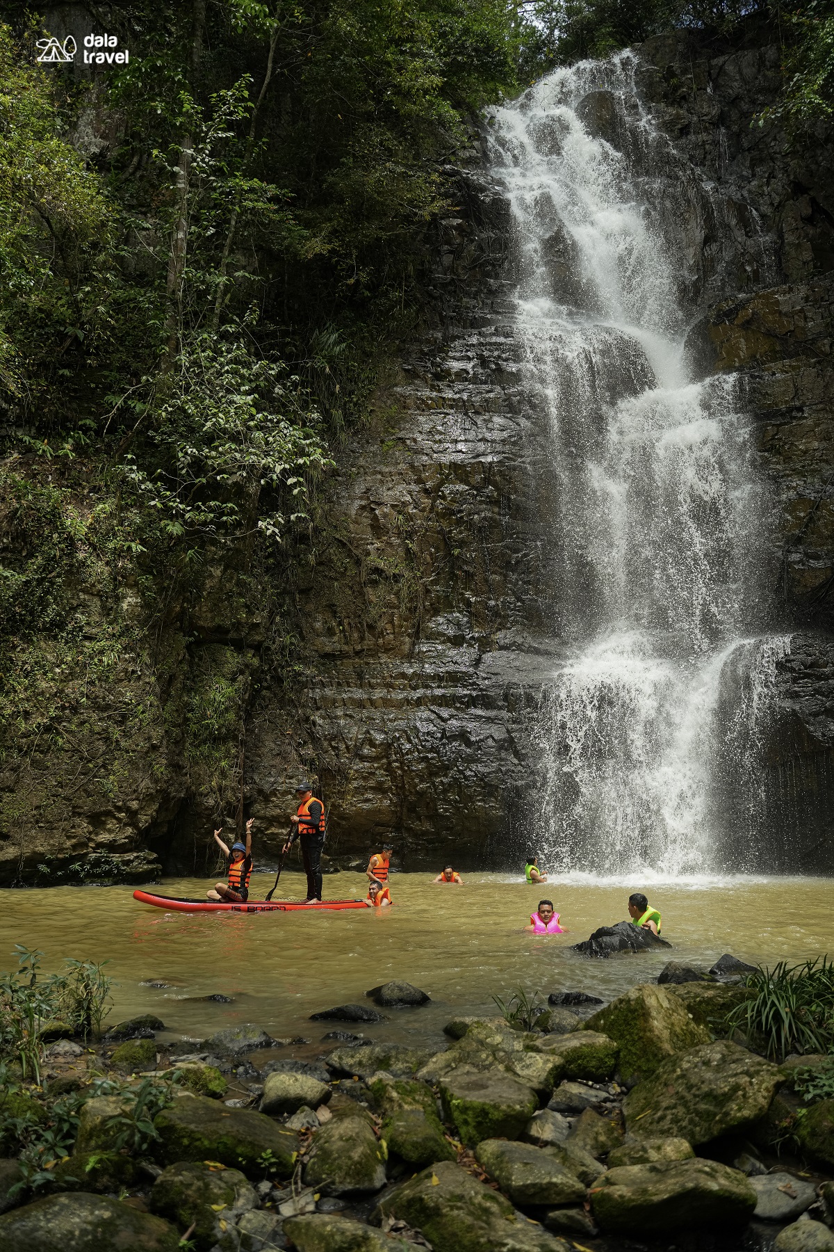 11Trekking thác 7 tầng Đà Lạt