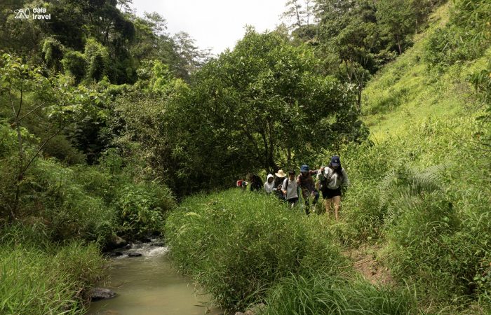 11Trekking thác 7 tầng Đà Lạt